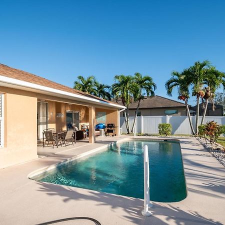 Serene 3-Bedroom Haven Near Sanibel Beach! Cape Coral Buitenkant foto