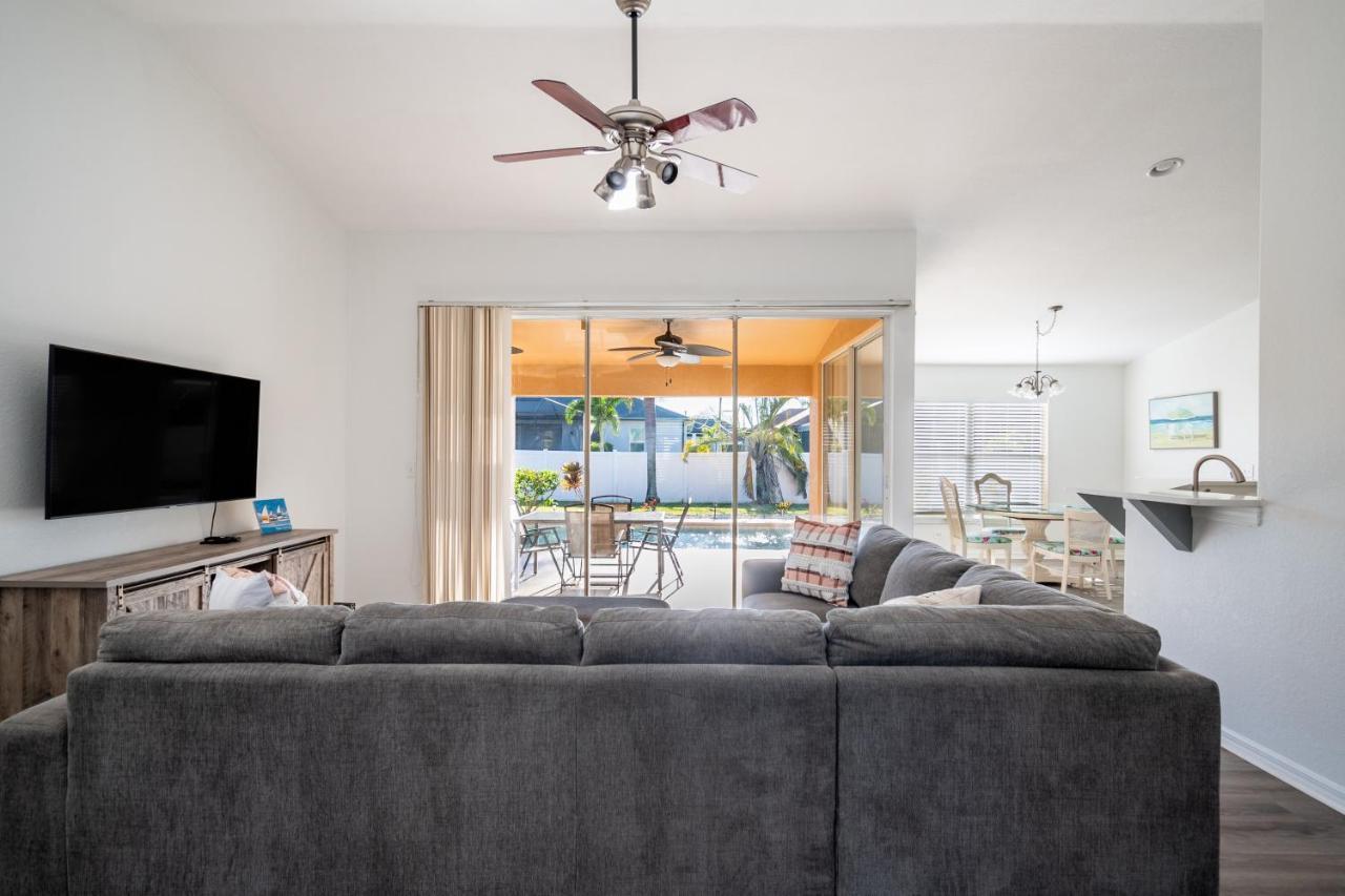 Serene 3-Bedroom Haven Near Sanibel Beach! Cape Coral Buitenkant foto